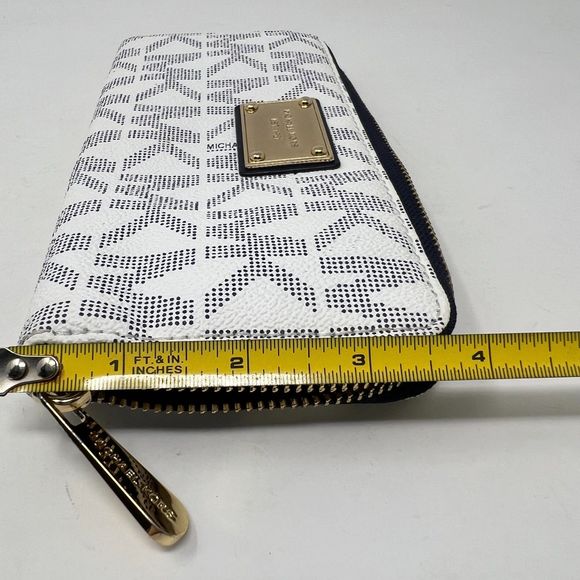 Michael Kors Jet Set wallet Continental Logo signature zip large checkbook ID - Picture 5 of 16